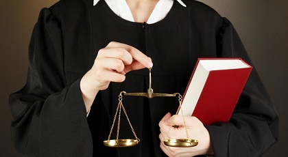 Послугм адвоката в адміністративному судочинстві
